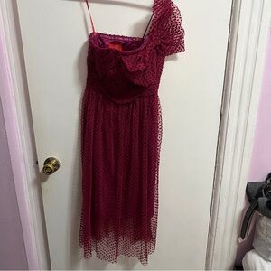 Monique Lhuillier Dress